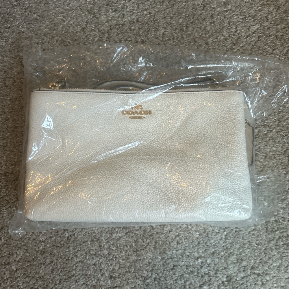 Coach Cream Leather Shoulder Bag